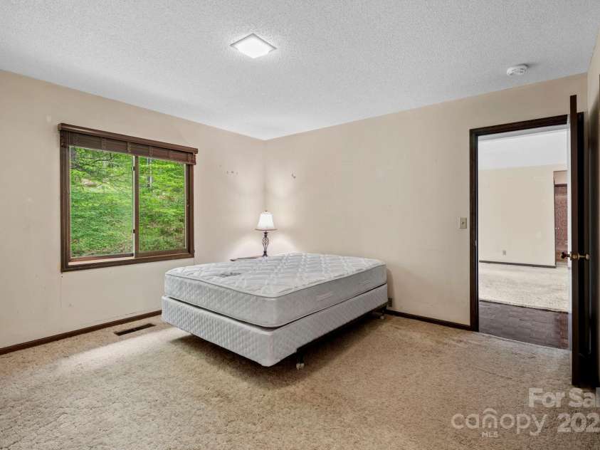 1020 Vineyard Road, Tryon, NC 28782.  MLS# CAR4252534, YatesRealty ID 8918. 