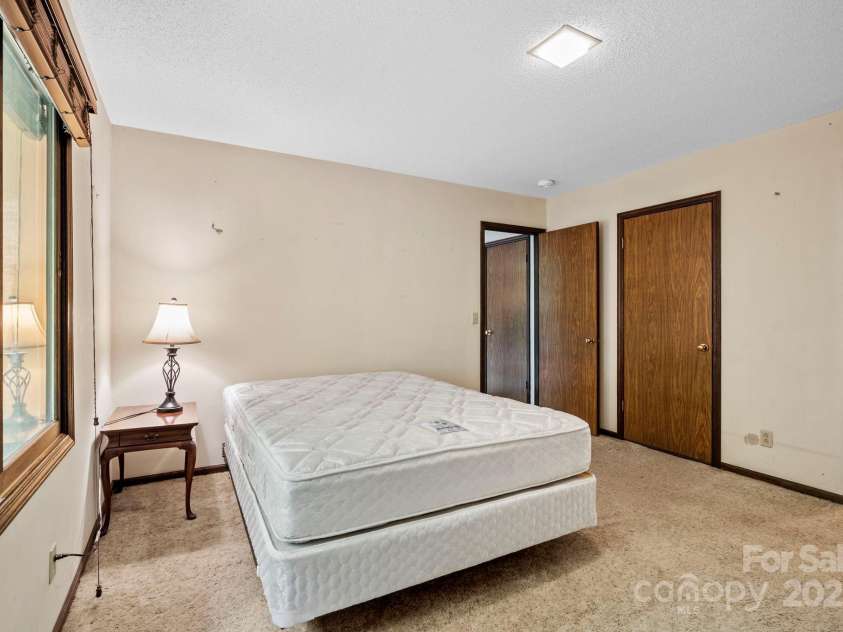 1020 Vineyard Road, Tryon, NC 28782.  MLS# CAR4252534, YatesRealty ID 8918. 