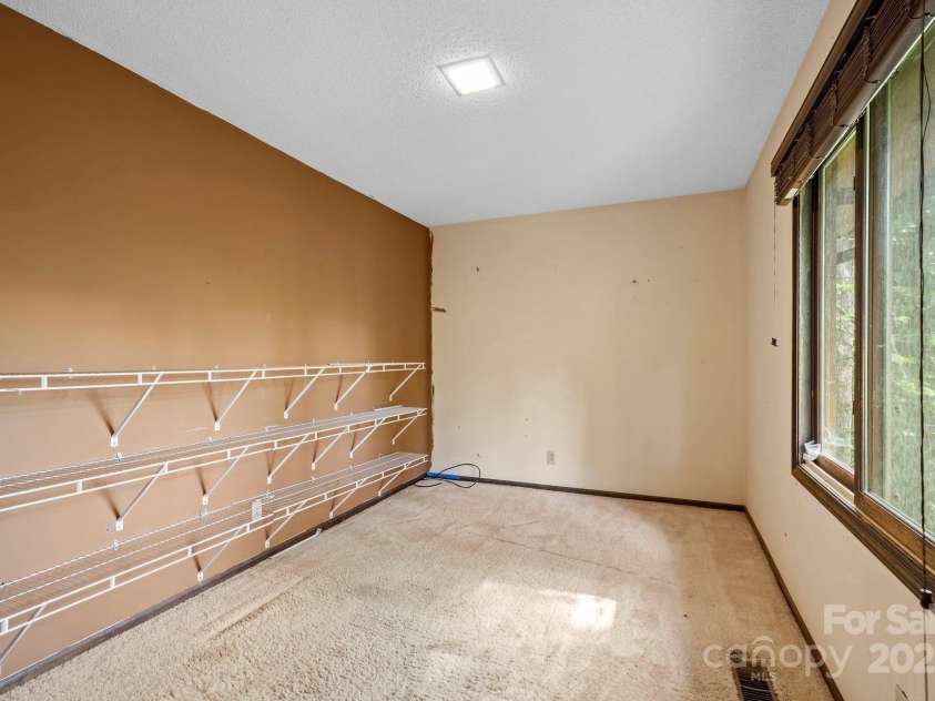 1020 Vineyard Road, Tryon, NC 28782.  MLS# CAR4252534, YatesRealty ID 8918. 