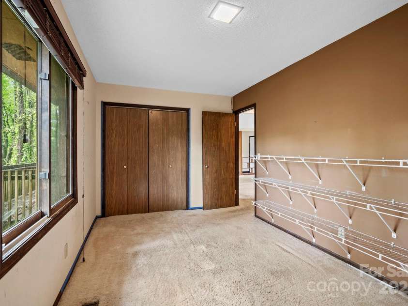 1020 Vineyard Road, Tryon, NC 28782.  MLS# CAR4252534, YatesRealty ID 8918. 