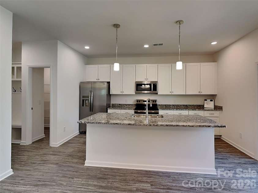 481 Hager Lake Road, Mooresville, NC 28115.  MLS# CAR4366201, YatesRealty ID 8918. 