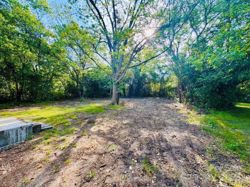 229 ACL Avenue, Cheraw, SC 29520.  MLS# CAR4252711, YatesRealty ID 8920. 