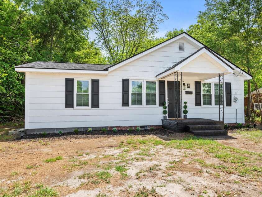 229 ACL Avenue, Cheraw, SC 29520.  MLS# CAR4252711, YatesRealty ID 8920. 