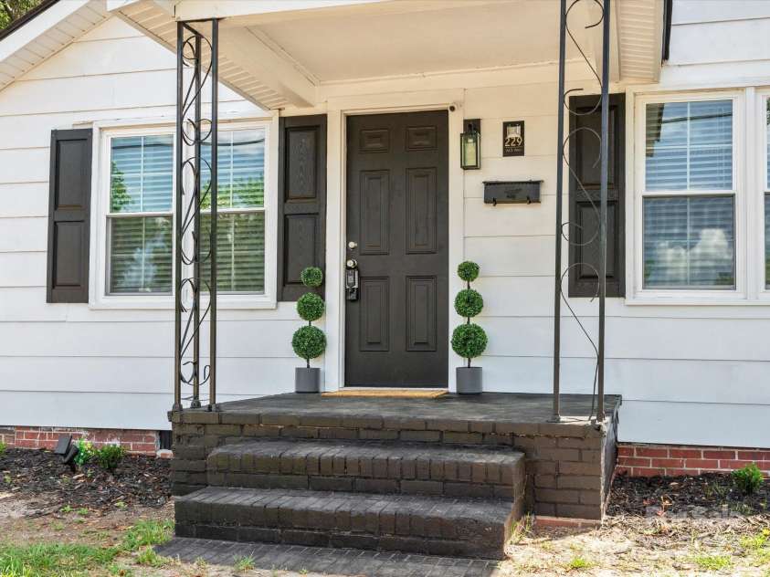 229 ACL Avenue, Cheraw, SC 29520.  MLS# CAR4252711, YatesRealty ID 8920. 