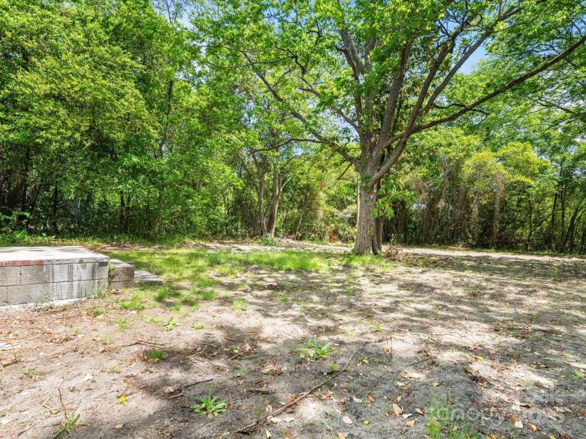 229 ACL Avenue, Cheraw, SC 29520.  MLS# CAR4252711, YatesRealty ID 8920. 