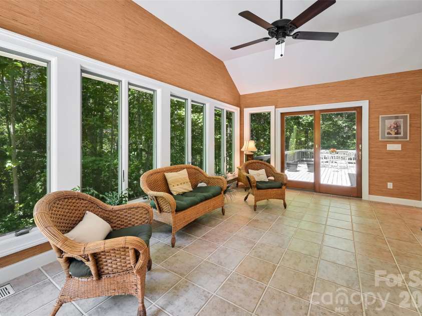109 Chattooga Run, Hendersonville, NC 28739.  MLS# CAR4362800, YatesRealty ID 8921. 