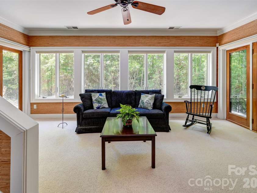 109 Chattooga Run, Hendersonville, NC 28739.  MLS# CAR4362800, YatesRealty ID 8921. 