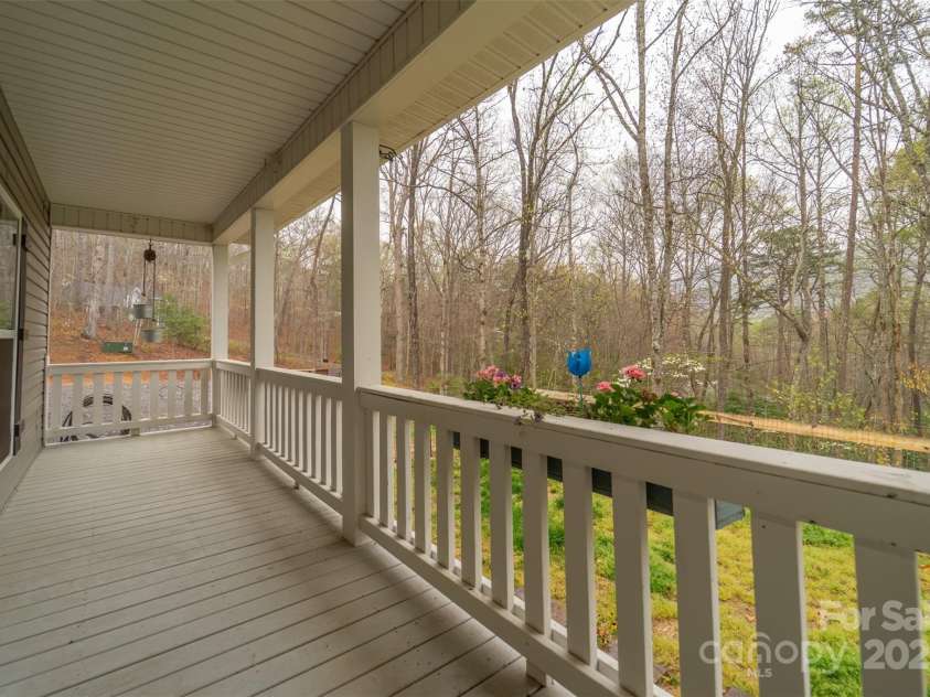 213 Pine Meadows Road, Bryson City, NC 28713.  MLS# CAR4252785, YatesRealty ID 8924. 