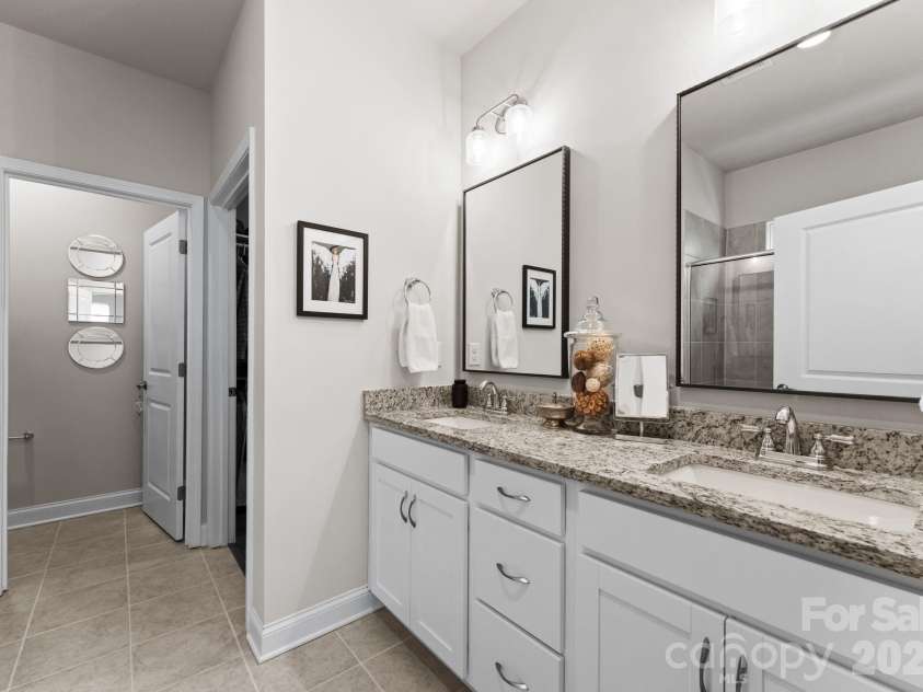 2004 Bonds Lane, Fort Mill, SC 29715.  MLS# CAR4343014, YatesRealty ID 8926. Primary Bathroom