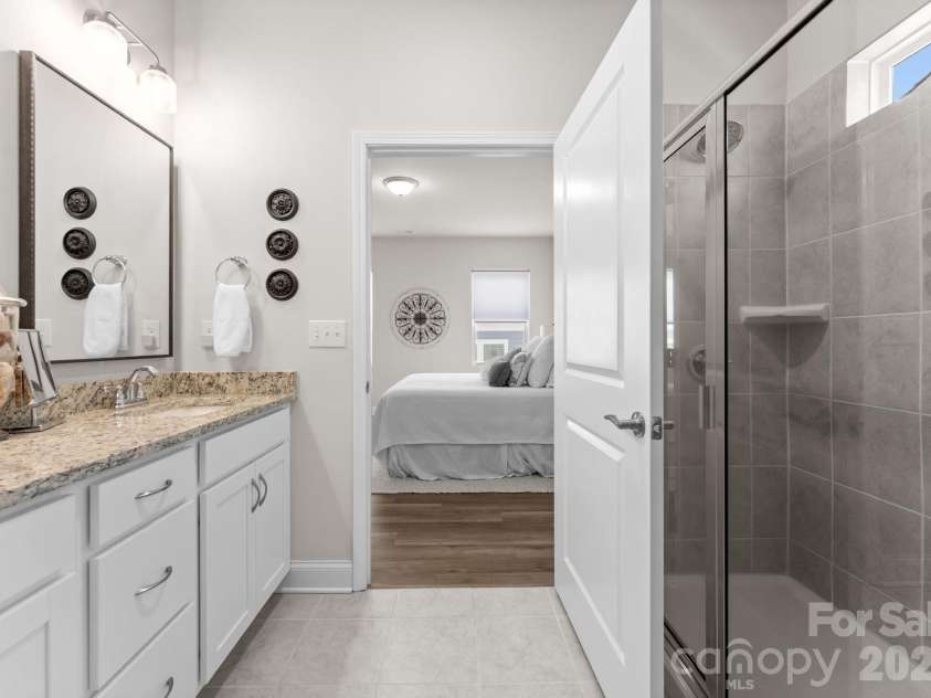 2004 Bonds Lane, Fort Mill, SC 29715.  MLS# CAR4343014, YatesRealty ID 8926. Primary Bathroom