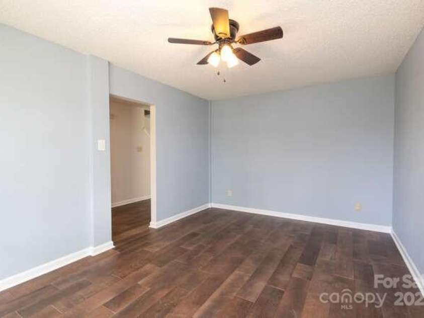 1965 Leesburg Drive, Clover, SC 29710.  MLS# CAR4249746, YatesRealty ID 8927. Office