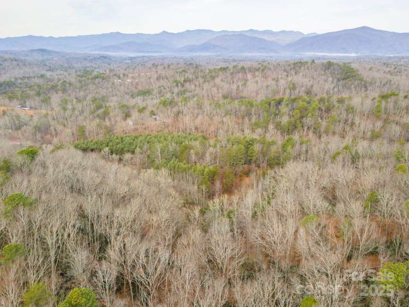 380 Buttercup Lane, Marion, NC 28752.  MLS# CAR4333010, YatesRealty ID 8927. 