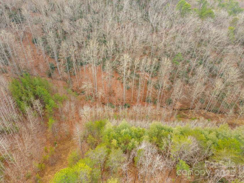 380 Buttercup Lane, Marion, NC 28752.  MLS# CAR4333010, YatesRealty ID 8927. 