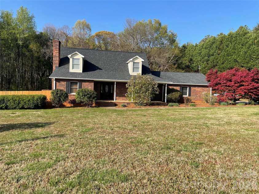 1492 Peeler Road, Salisbury, NC 28146.  MLS# CAR4364172, YatesRealty ID 8928. 