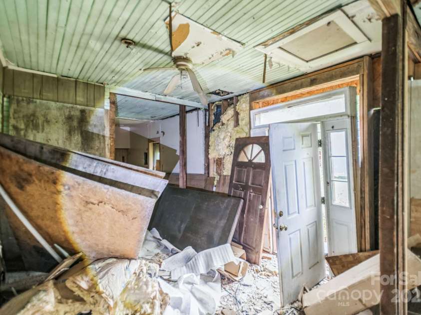 173 Ridley Street, Marion, NC 28752.  MLS# CAR4252775, YatesRealty ID 8928. 