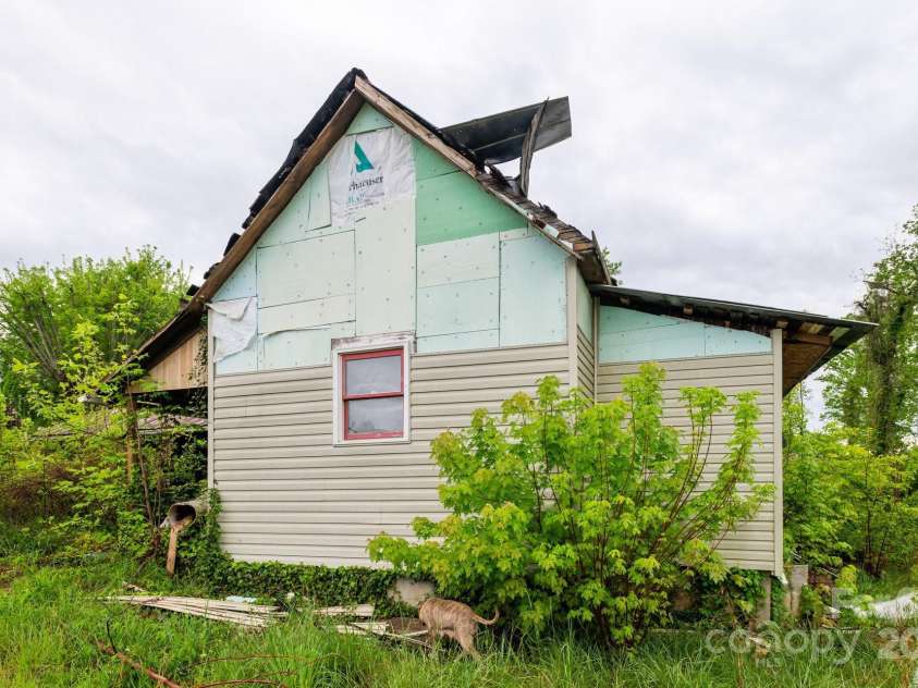 173 Ridley Street, Marion, NC 28752.  MLS# CAR4252775, YatesRealty ID 8928. 