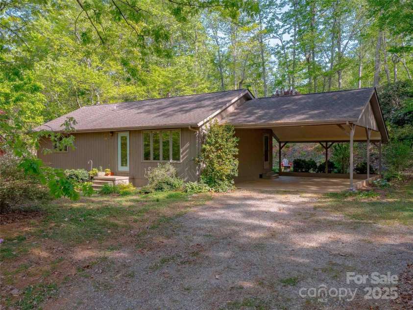 1240 Blanton Street, Columbus, NC 28722.  MLS# CAR4250833, YatesRealty ID 8929. 