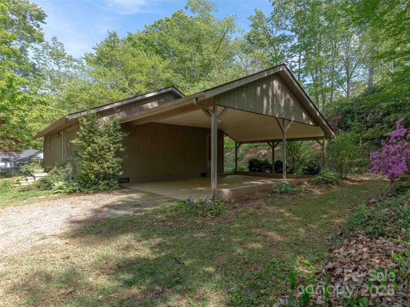 1240 Blanton Street, Columbus, NC 28722.  MLS# CAR4250833, YatesRealty ID 8929. 