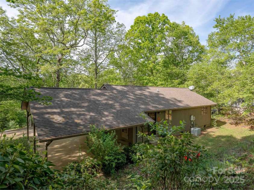 1240 Blanton Street, Columbus, NC 28722.  MLS# CAR4250833, YatesRealty ID 8929. 