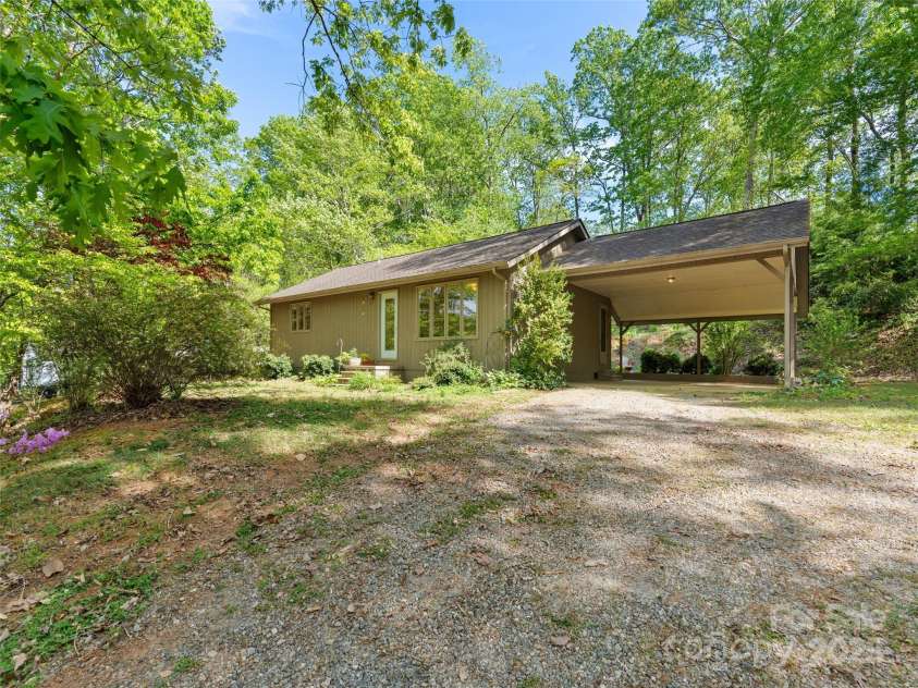1240 Blanton Street, Columbus, NC 28722.  MLS# CAR4250833, YatesRealty ID 8929. 