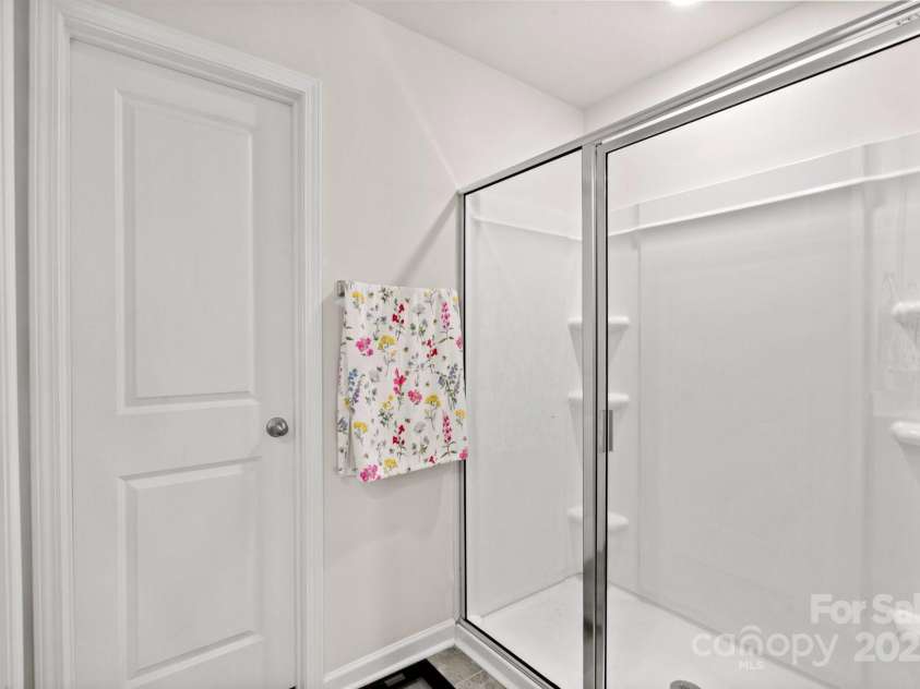 9142 Mackinaw Drive, Gastonia, NC 28056.  MLS# CAR4216477, YatesRealty ID 893. 