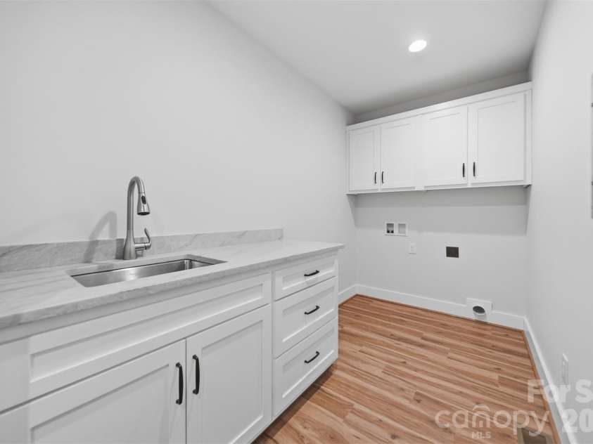 1022 Main Street, Maiden, NC 28650.  MLS# CAR4353220, YatesRealty ID 8933. Laundry Room