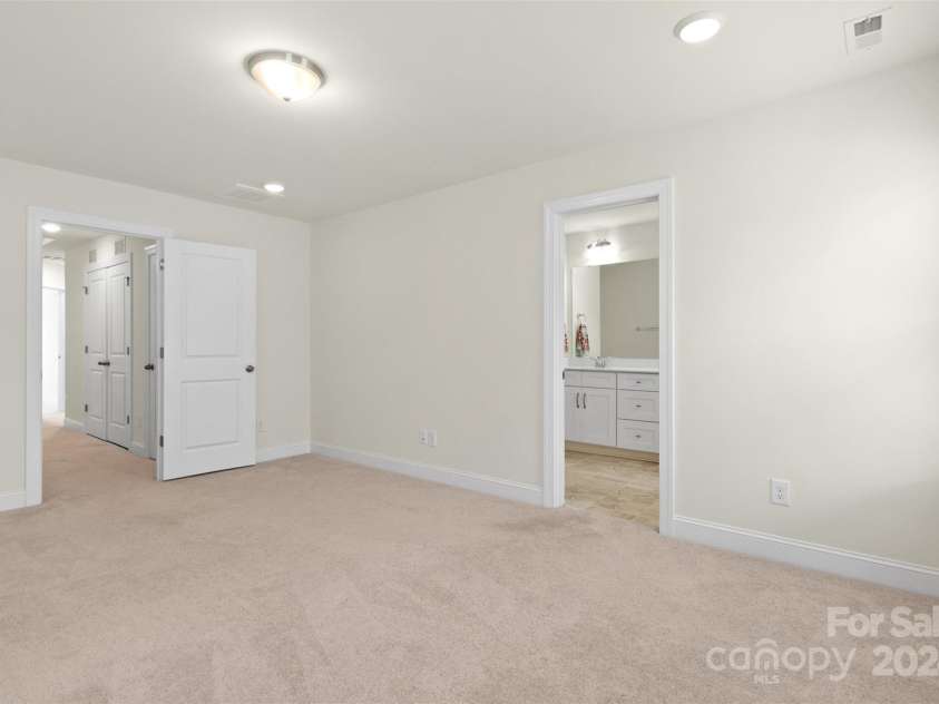 3950 Rothwood Lane, Harrisburg, NC 28075.  MLS# CAR4202981, YatesRealty ID 8933. 