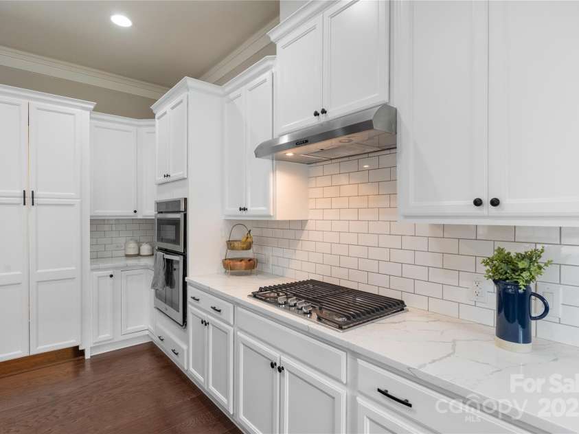 1117 Cedar Park Drive, Pineville, NC 28134.  MLS# CAR4242101, YatesRealty ID 8934. 