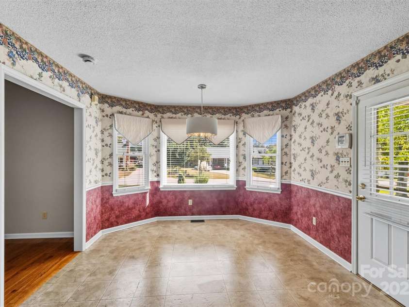2282 White Pine Court, Lancaster, SC 29720.  MLS# CAR4305031, YatesRealty ID 8934. 