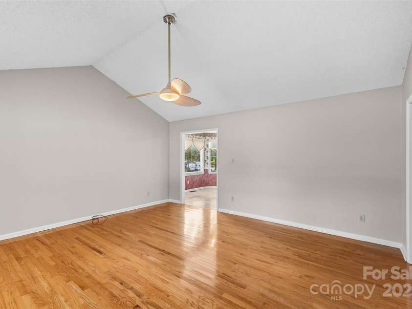 2282 White Pine Court, Lancaster, SC 29720.  MLS# CAR4305031, YatesRealty ID 8934. 
