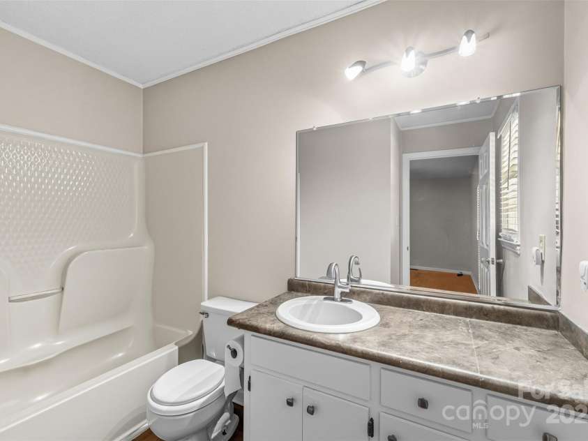 2282 White Pine Court, Lancaster, SC 29720.  MLS# CAR4305031, YatesRealty ID 8934. 