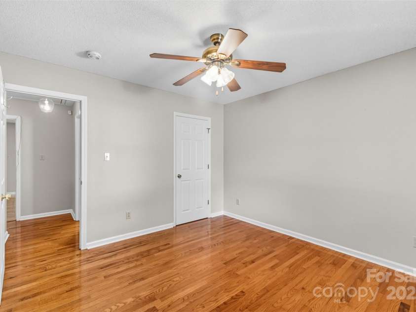 2282 White Pine Court, Lancaster, SC 29720.  MLS# CAR4305031, YatesRealty ID 8934. 