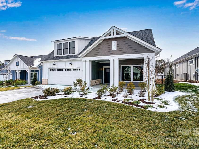 235 Alenda Lux Circle, Mooresville, NC 28115.  MLS# CAR4280344, YatesRealty ID 8936. 