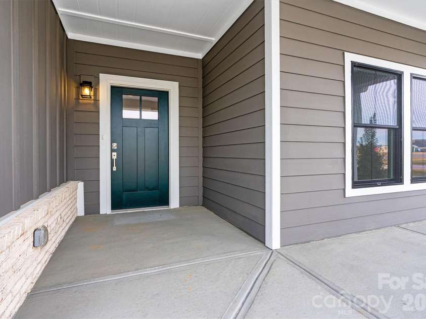 235 Alenda Lux Circle, Mooresville, NC 28115.  MLS# CAR4280344, YatesRealty ID 8936. 