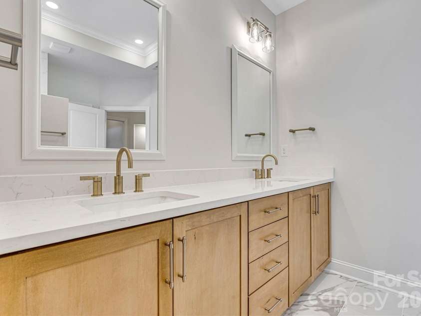 235 Alenda Lux Circle, Mooresville, NC 28115.  MLS# CAR4280344, YatesRealty ID 8936. 