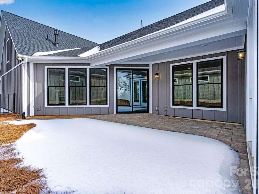 235 Alenda Lux Circle, Mooresville, NC 28115.  MLS# CAR4280344, YatesRealty ID 8936. 
