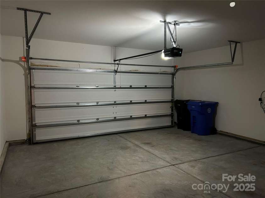 115 Cup Chase Drive, Mooresville, NC 28115.  MLS# CAR4320479, YatesRealty ID 8937. 