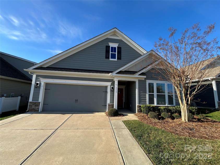 115 Cup Chase Drive, Mooresville, NC 28115.  MLS# CAR4320479, YatesRealty ID 8937. 