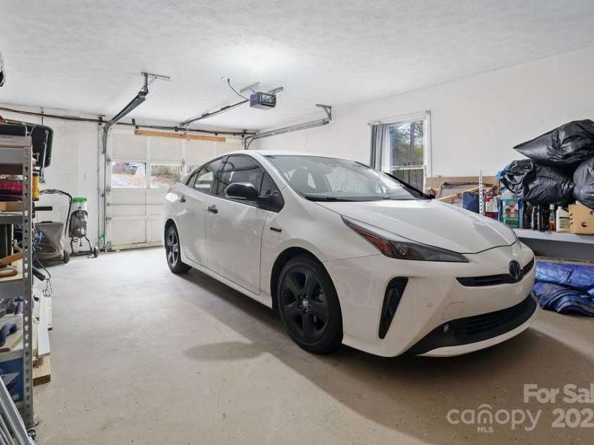 114 Falling Waters Road, Hendersonville, NC 28792.  MLS# CAR4228778, YatesRealty ID 8938. Plenty of room for a large vehicle