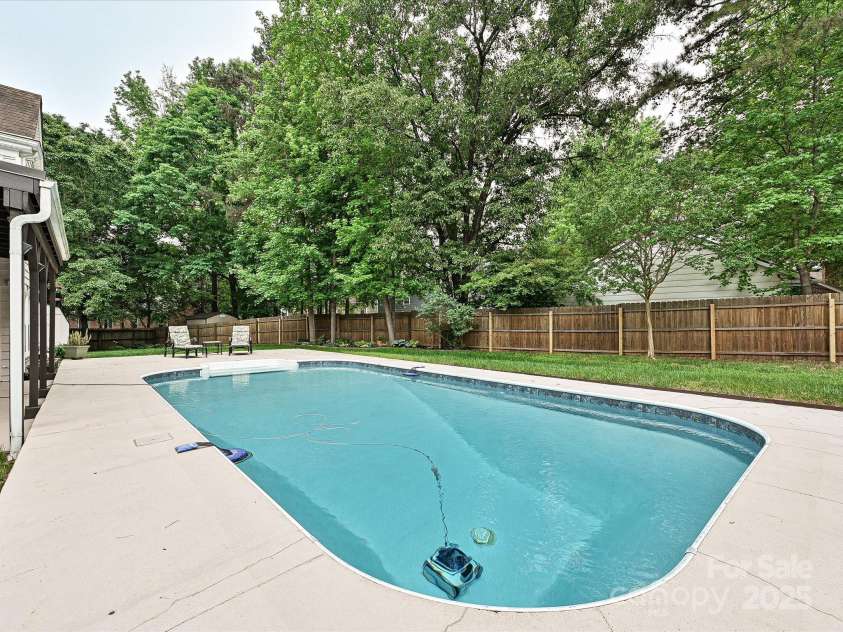 3612 Woodnotch Court, Charlotte, NC 28269.  MLS# CAR4249011, YatesRealty ID 8939. 