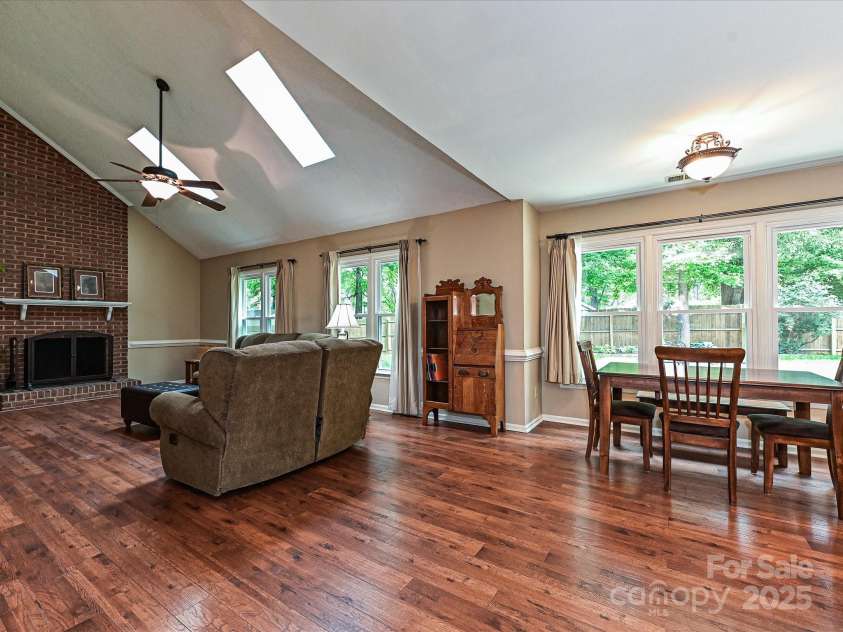 3612 Woodnotch Court, Charlotte, NC 28269.  MLS# CAR4249011, YatesRealty ID 8939. 