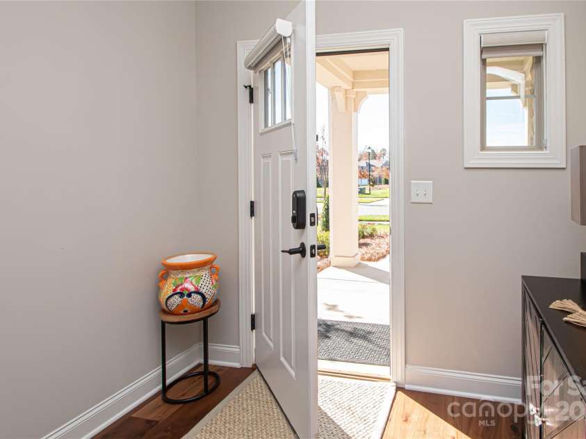 1022 Galloway Drive, Matthews, NC 28104.  MLS# CAR4325424, YatesRealty ID 894. 