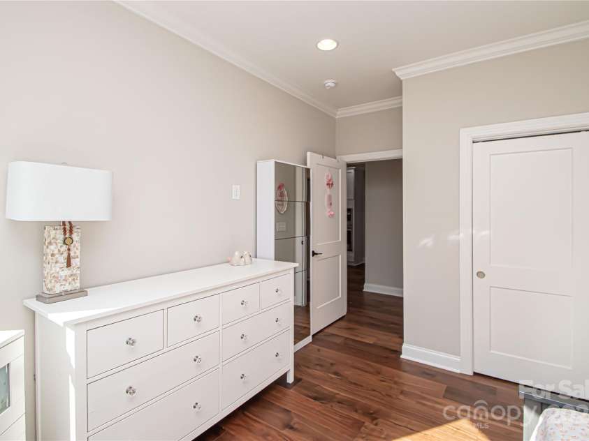 1022 Galloway Drive, Matthews, NC 28104.  MLS# CAR4325424, YatesRealty ID 894. 