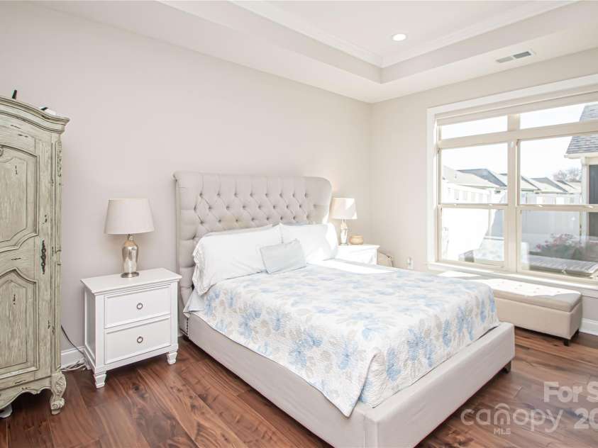 1022 Galloway Drive, Matthews, NC 28104.  MLS# CAR4325424, YatesRealty ID 894. 