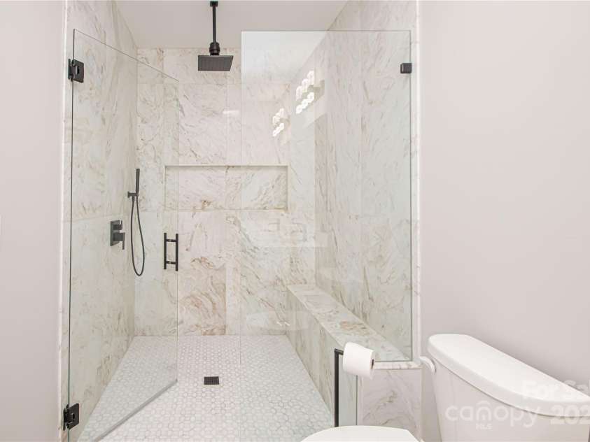 1022 Galloway Drive, Matthews, NC 28104.  MLS# CAR4325424, YatesRealty ID 894. 