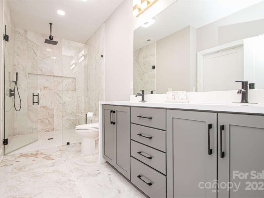 1022 Galloway Drive, Matthews, NC 28104.  MLS# CAR4325424, YatesRealty ID 894. 