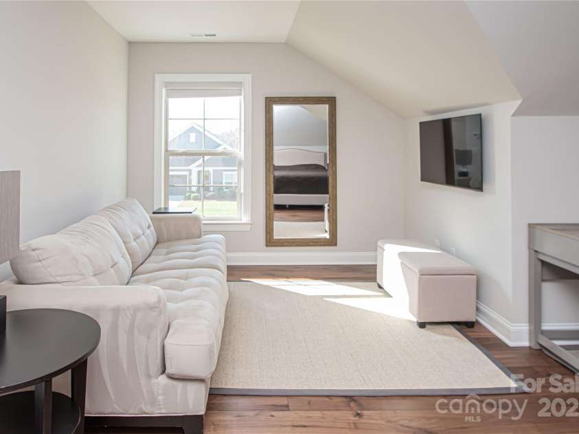 1022 Galloway Drive, Matthews, NC 28104.  MLS# CAR4325424, YatesRealty ID 894. 