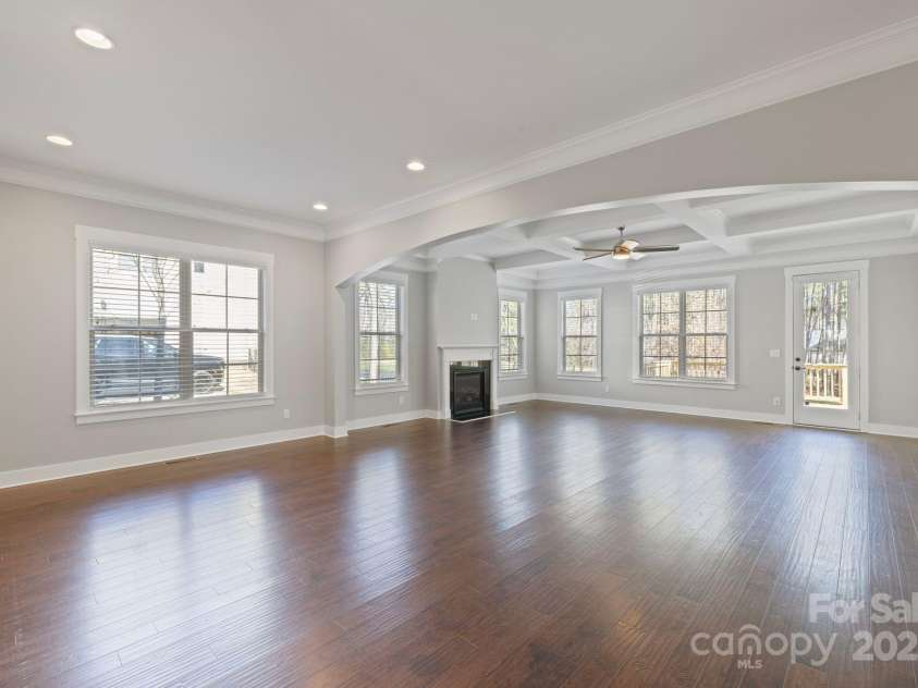 704 Kenway Loop, Mooresville, NC 28117.  MLS# CAR4274893, YatesRealty ID 894. 