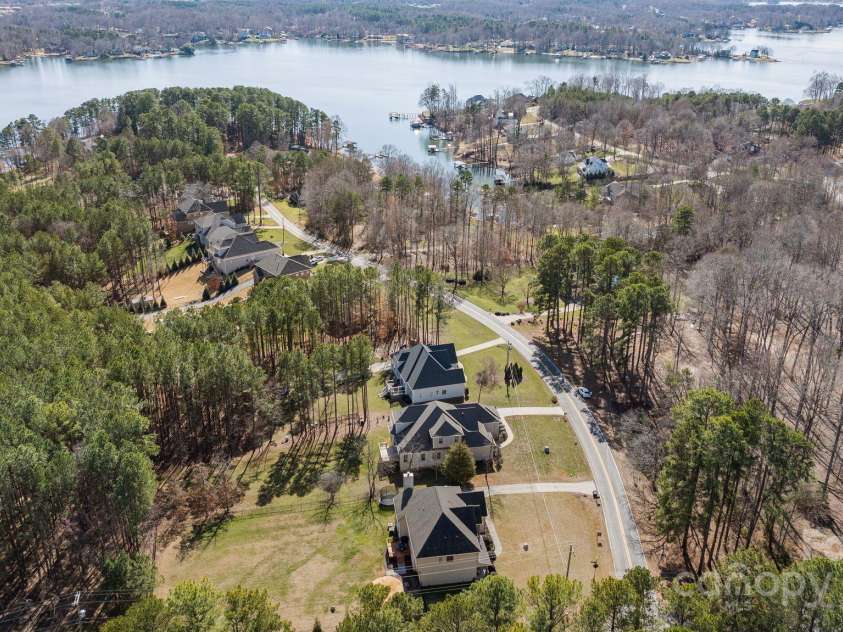 704 Kenway Loop, Mooresville, NC 28117.  MLS# CAR4274893, YatesRealty ID 894. 