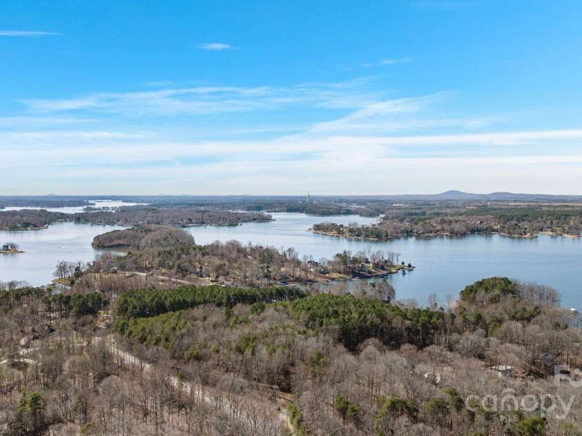 704 Kenway Loop, Mooresville, NC 28117.  MLS# CAR4274893, YatesRealty ID 894. 